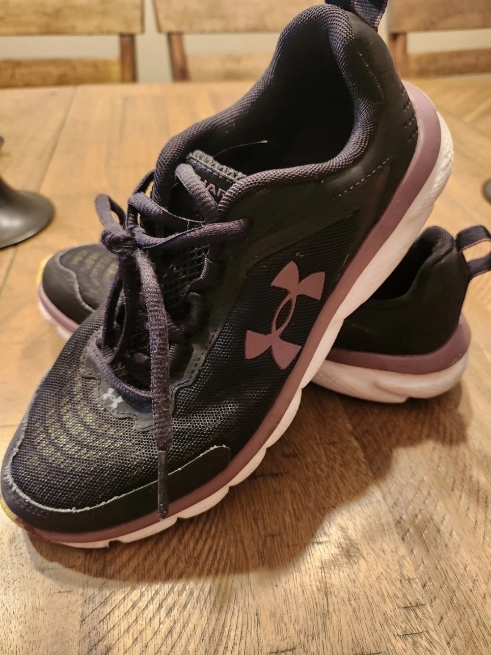 Under Armour Women's Charged Assert Running Shoes, Size 7.5